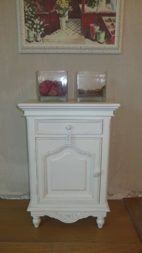 French night table - Outlet