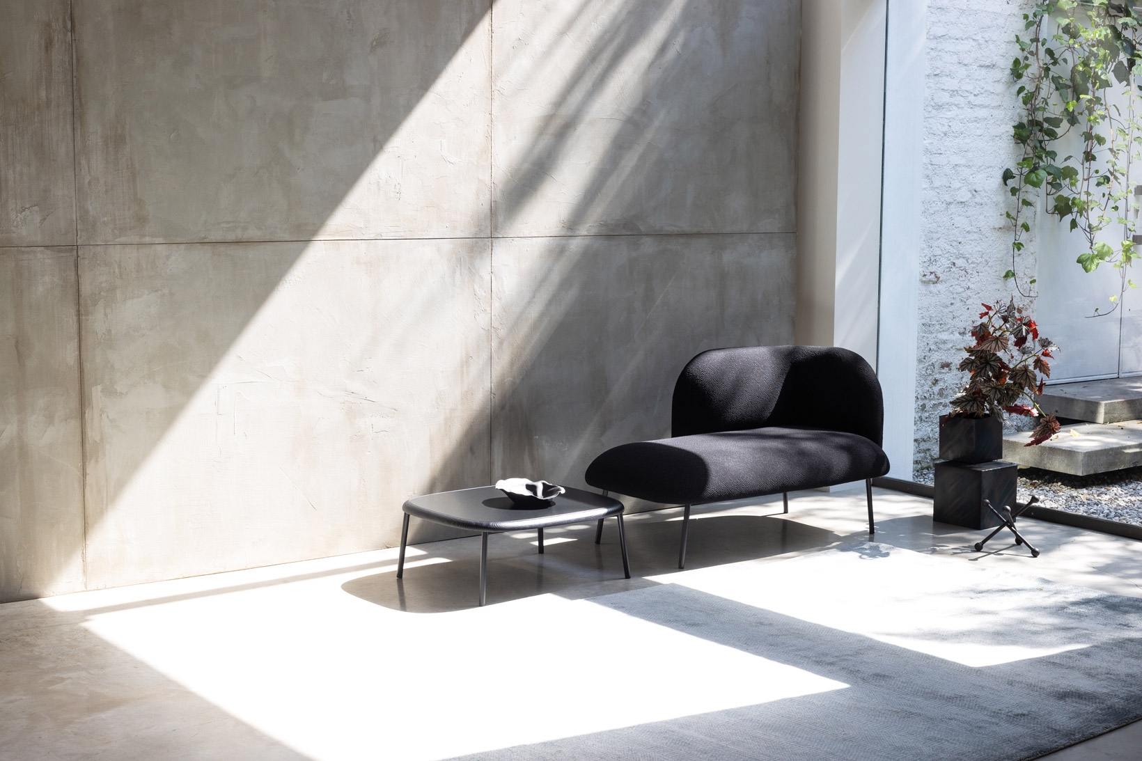 Chaise on sale lounge online